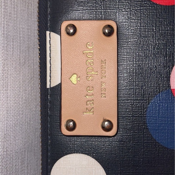 Kate Spade Wallet - Picture 3 of 4